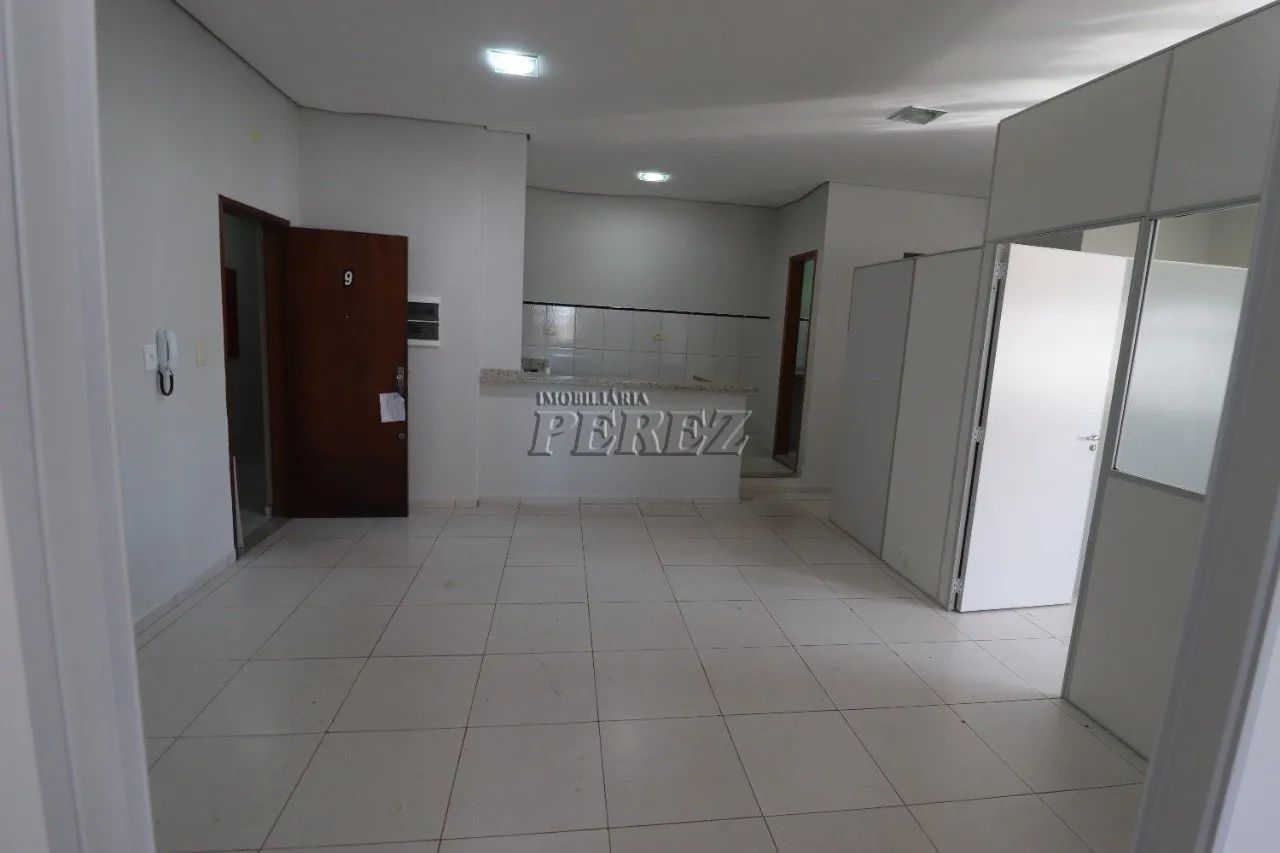 Sala comercial para alugar na Av Duque de Caxias no centro de Londrina - Edifício Beira Al - Foto 4
