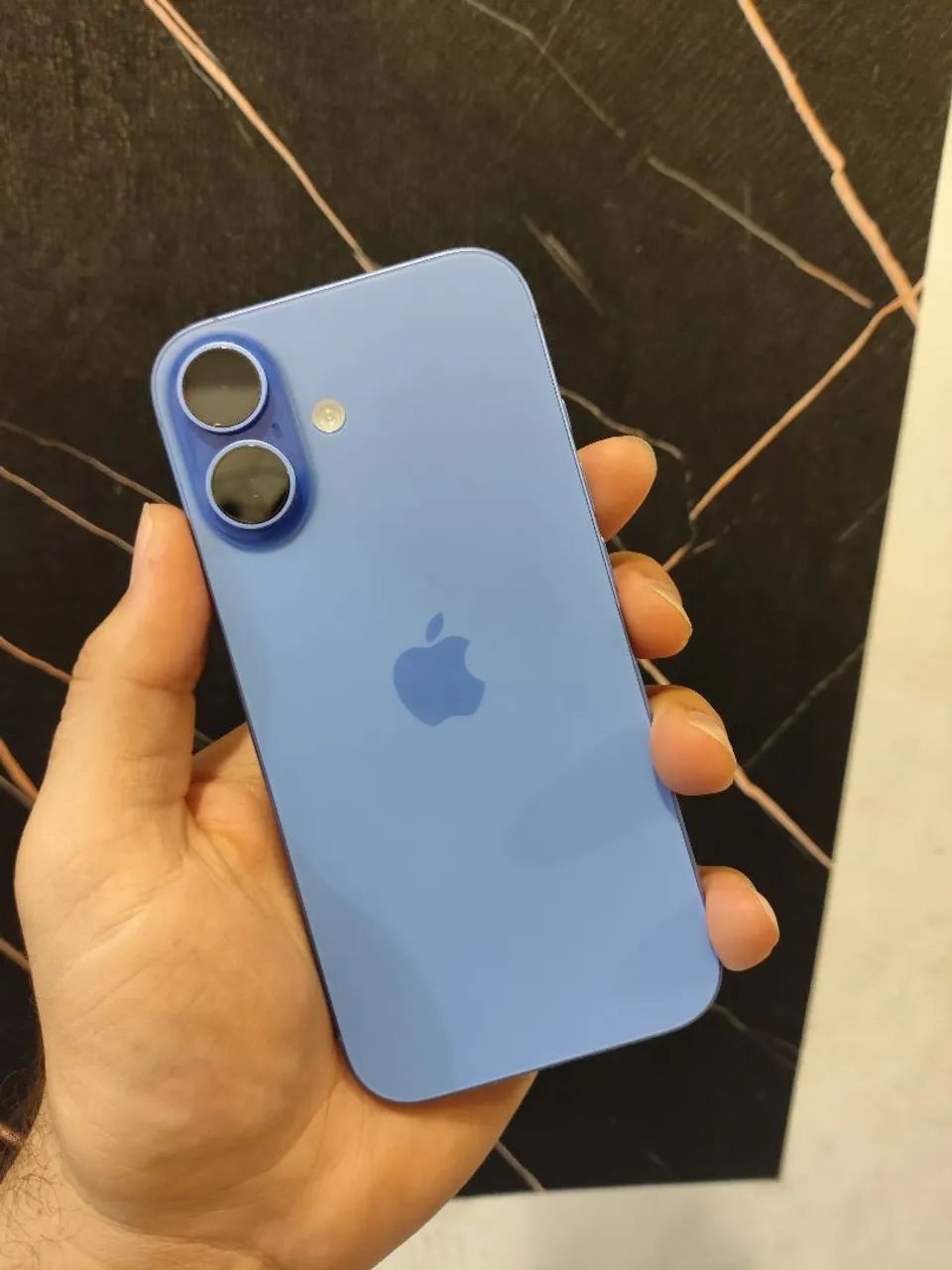 iPhone 16 128 Azul 