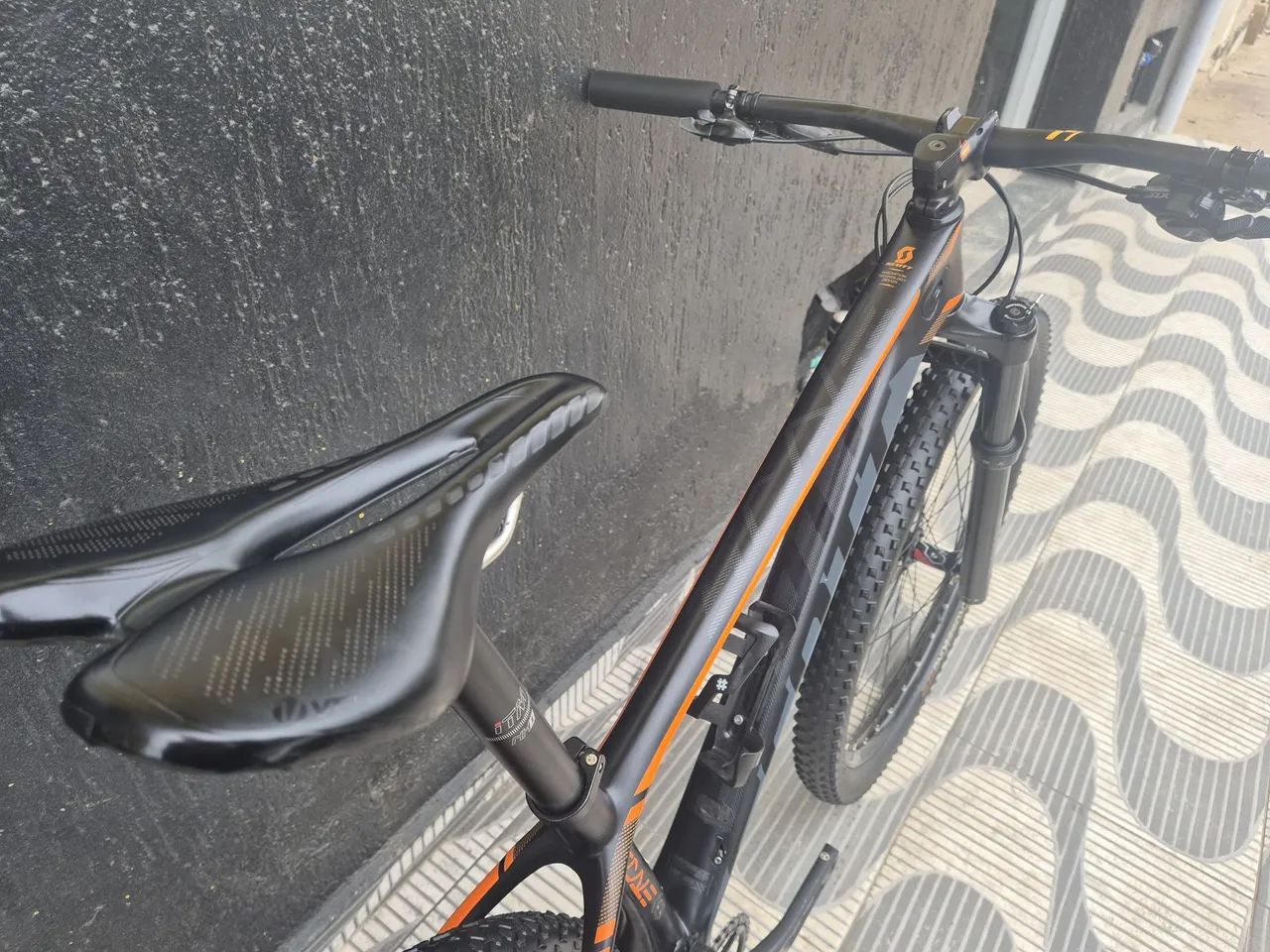 Scott Scale 710 Carbon tamanho S - Foto 4