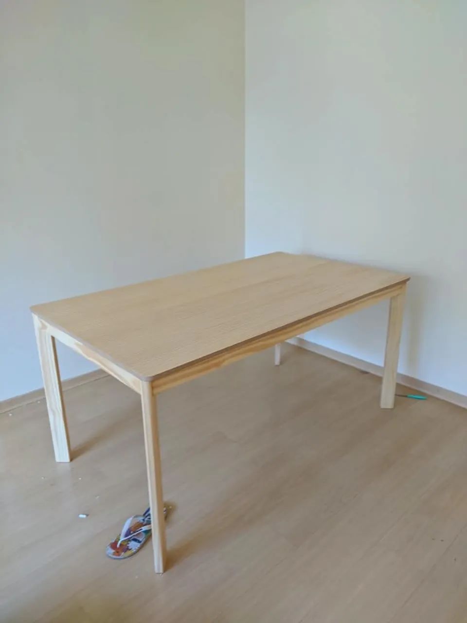 Mesa de jantar retangular