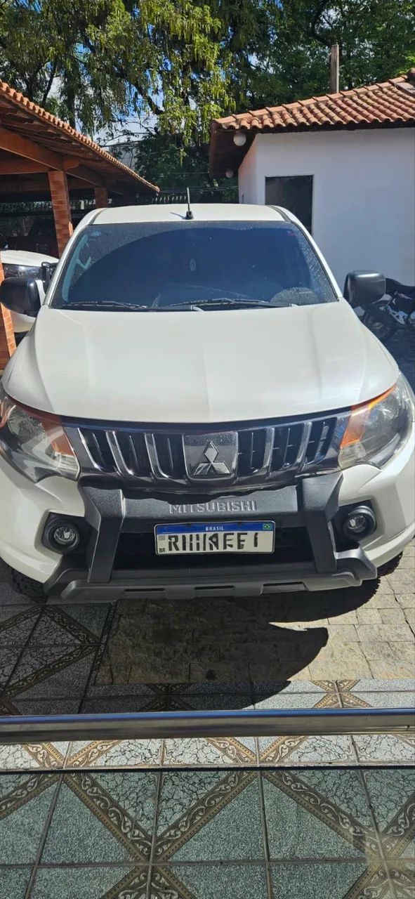 Mitsubishi L200 2022