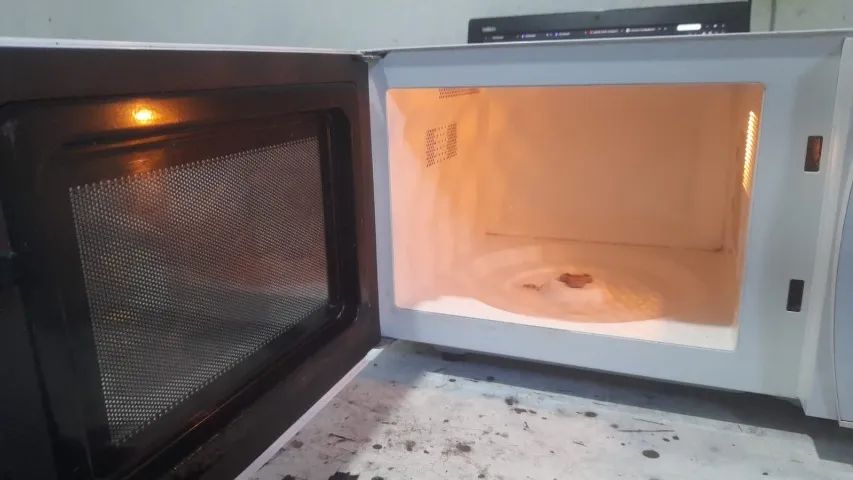 microondas panasonic 21 litros - Foto 3