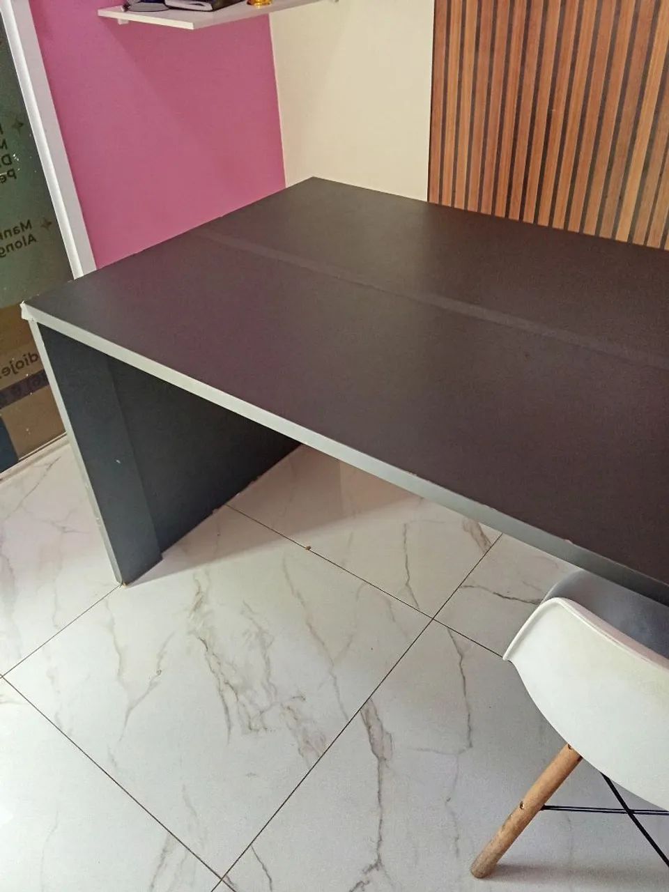 Mesa em MDF (Vender Logo)