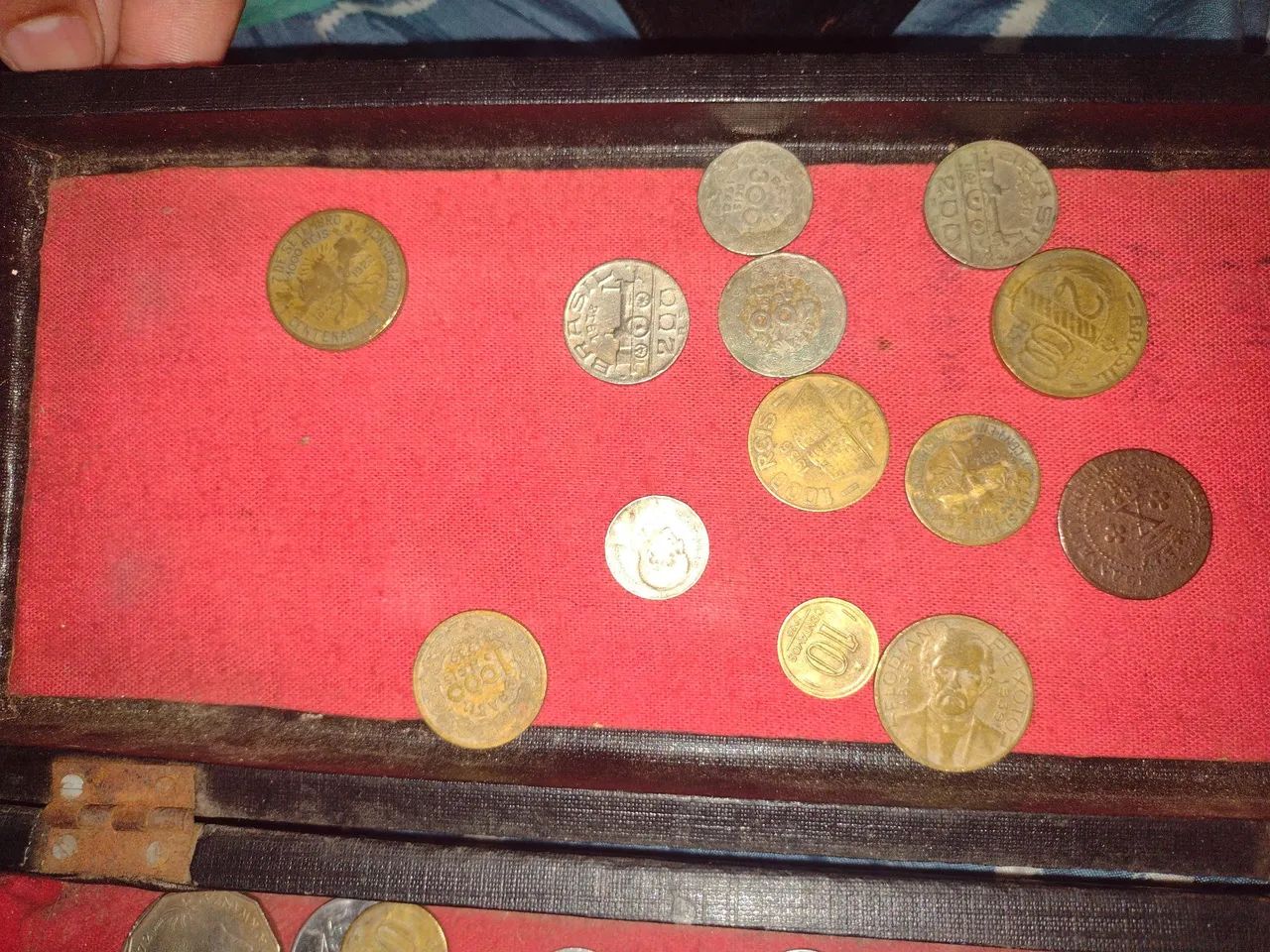 Vendo moeda antiga tudo 400 - Foto 2