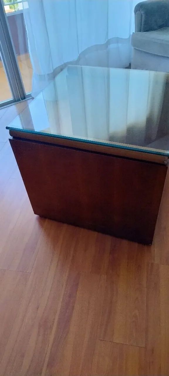 Mesa de Centro com Tampo de Vidro - Foto 2