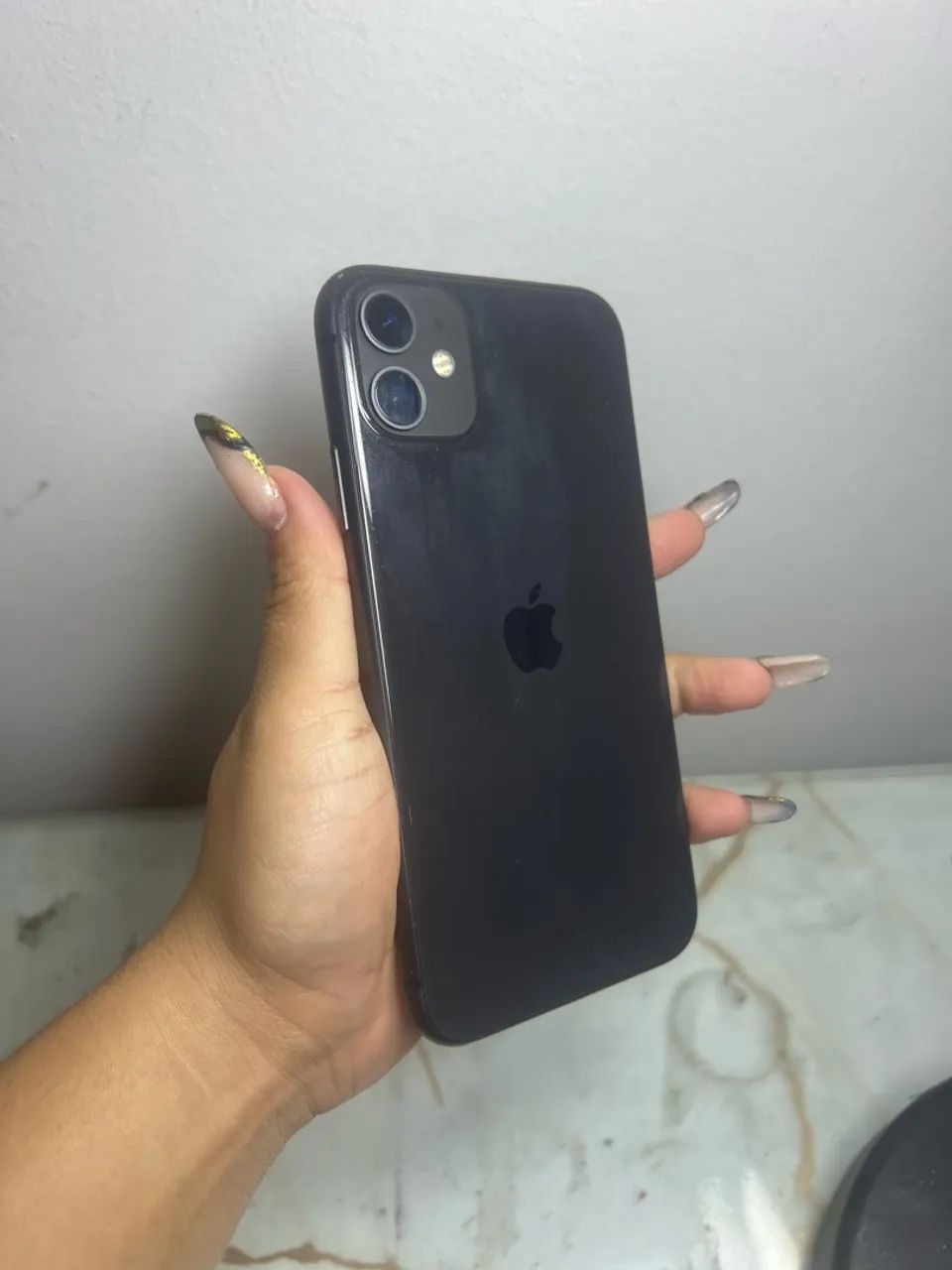 Vendo lindo iPhone 11 original  - Foto 2