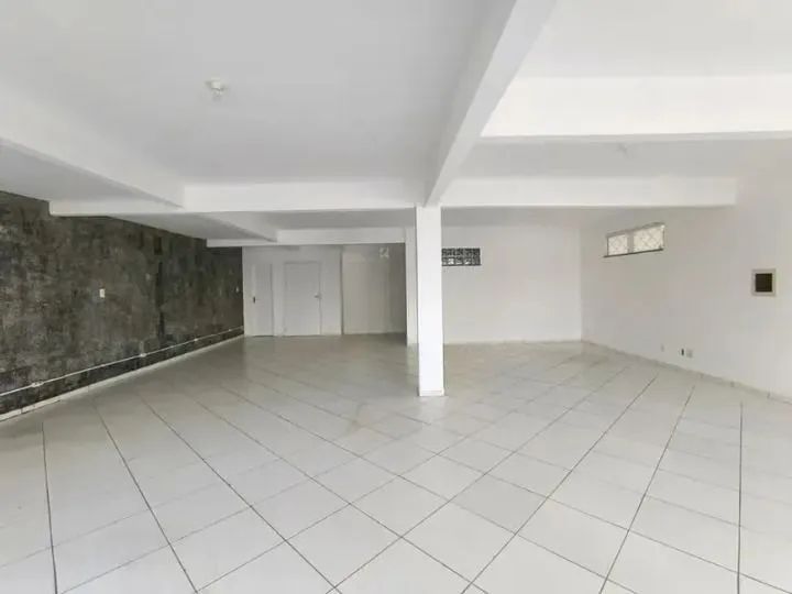 Casa comercial no bairro Estreito, Florianópolis.