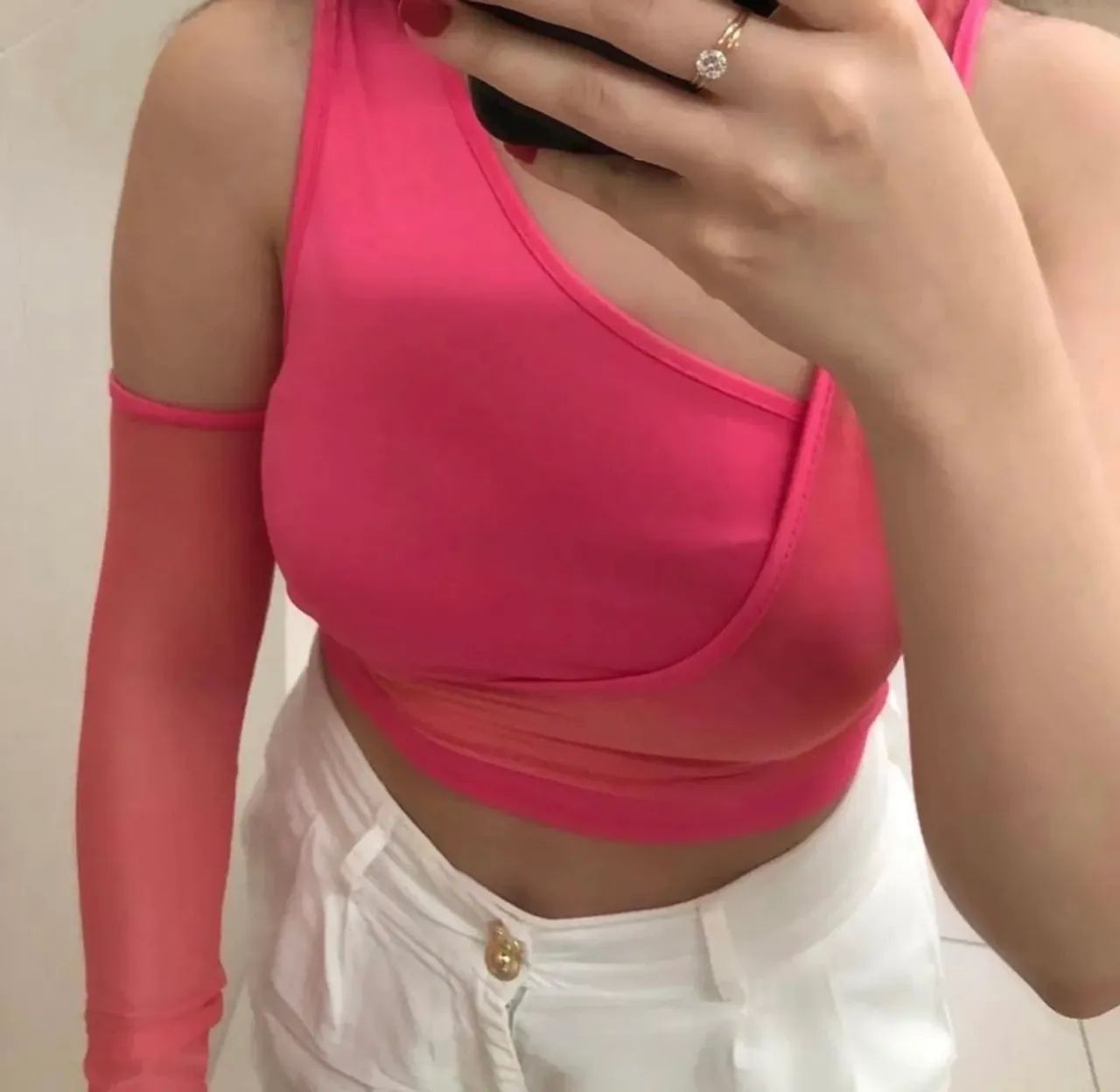 Copped rosa com manga em tule 