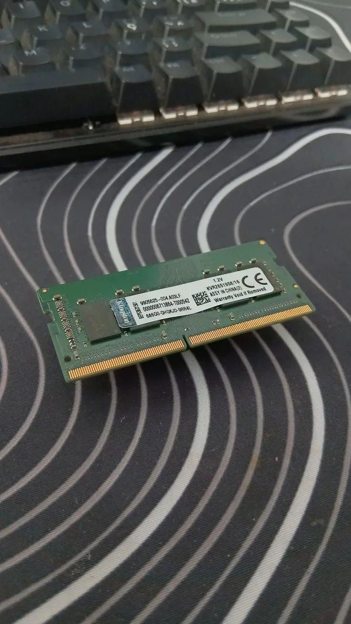 Memoria RAM16GB DDR4(notebook)