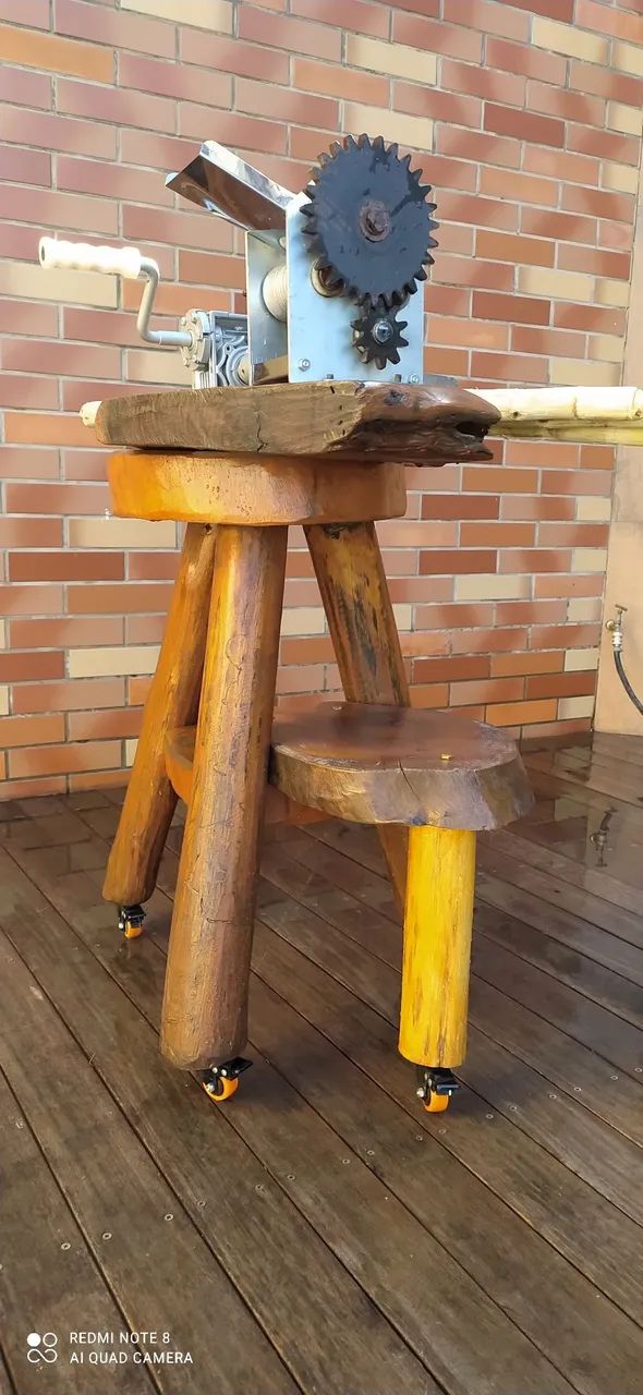 Vendo engenho de moer cana com redutor  - Foto 2