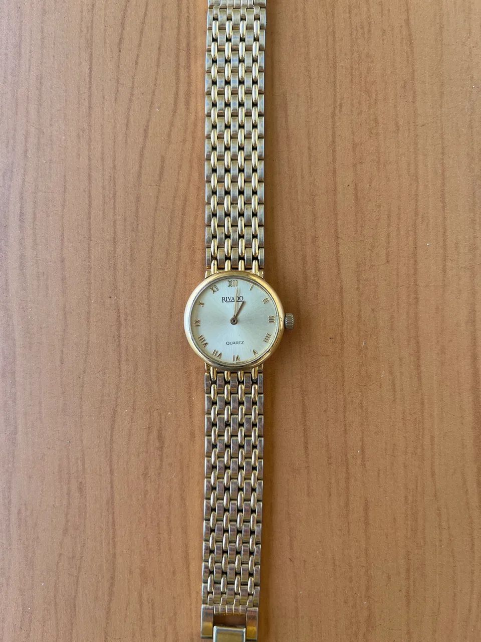 Relógio vintage Ricardo quartz clássico dourado - Foto 2