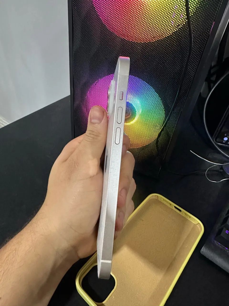iPhone 14 Plus 256gb 87% bateria extra  - Foto 2