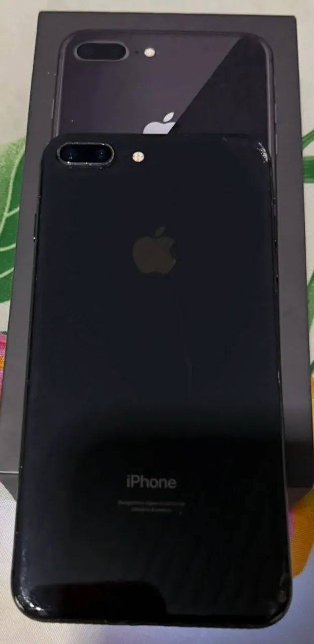 iPhone 8 Plus - 64 GB - Foto 2