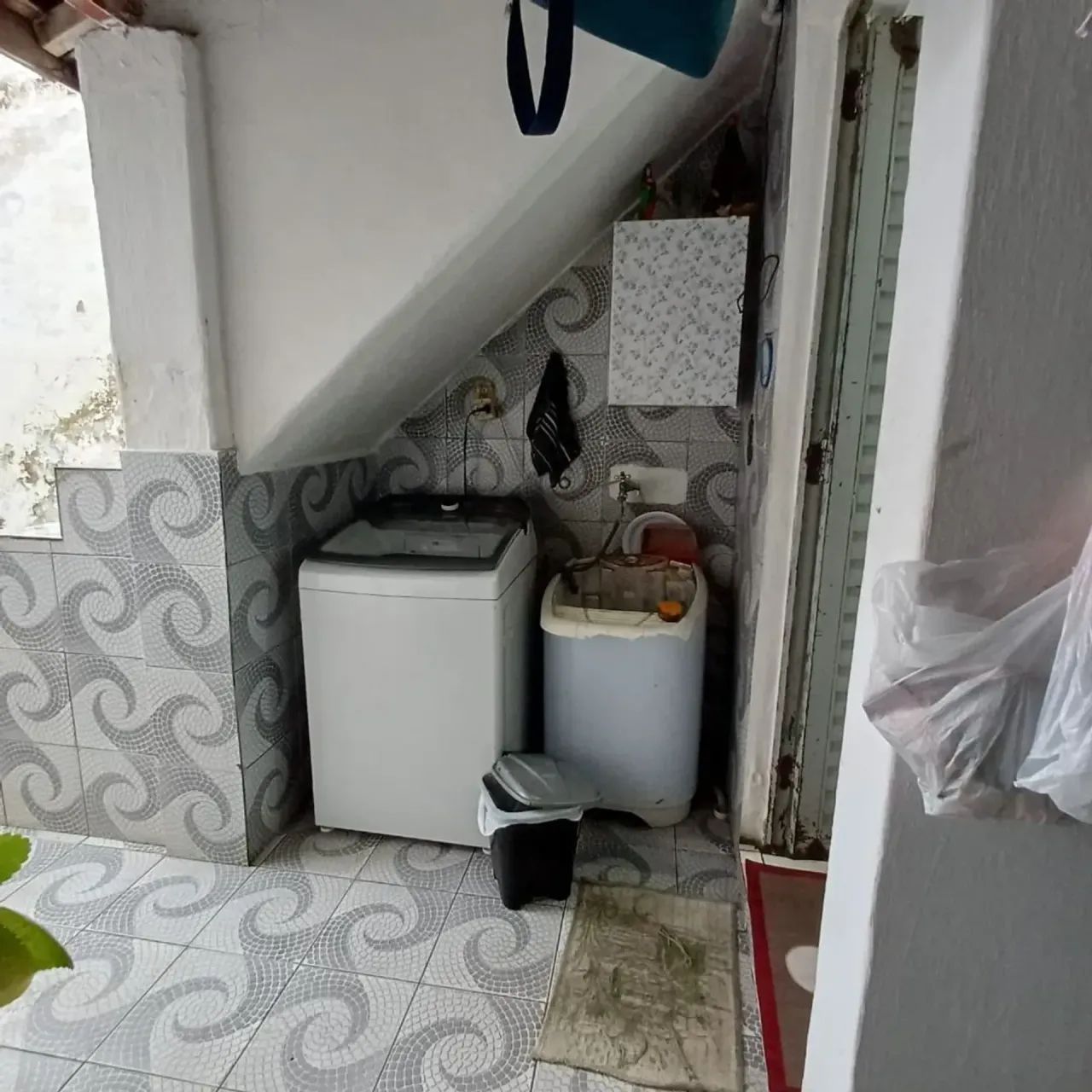 Casa simples para reforma em Cecap _ Taubate - SP