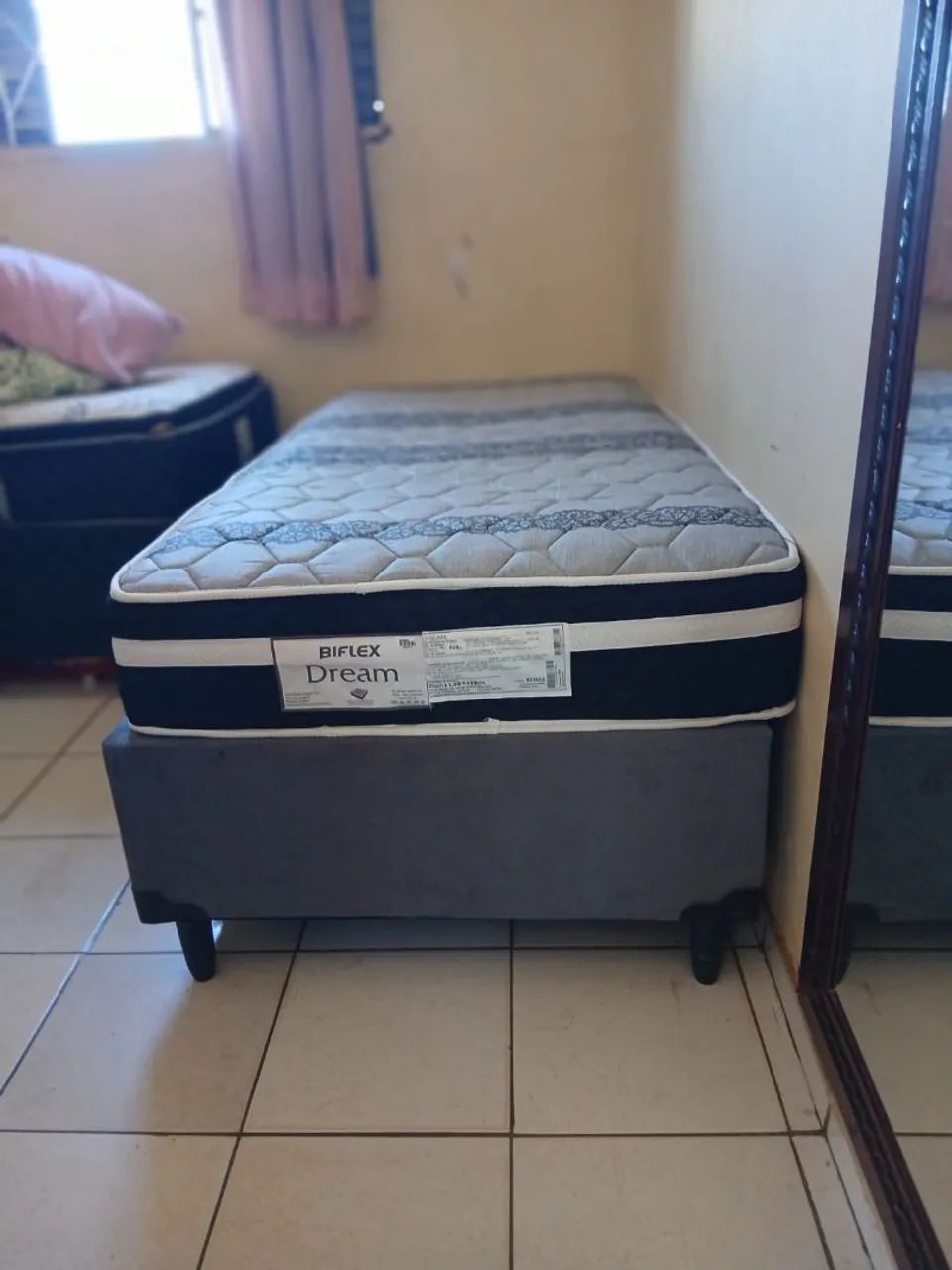 Cama de solteiro, Colchão Biflex. - Foto 2