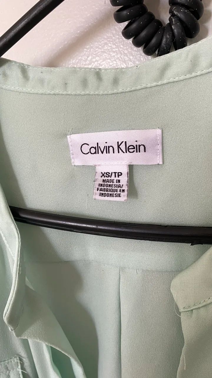 Blusa calvin Klein  - Foto 3