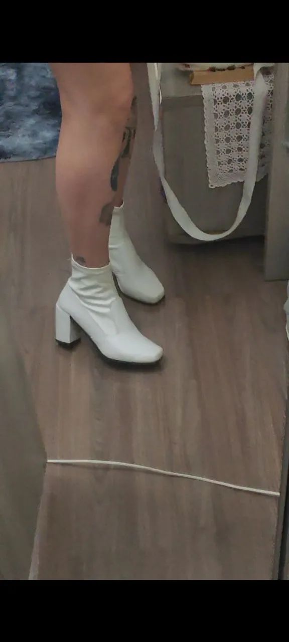 Bota Branca - Foto 3