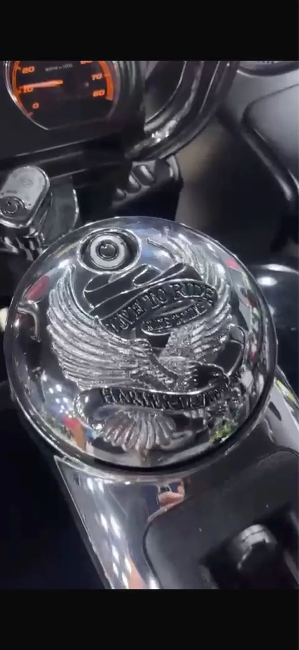 HARLEY DAVIDSON ROAD GLIDE 2018 - Foto 5