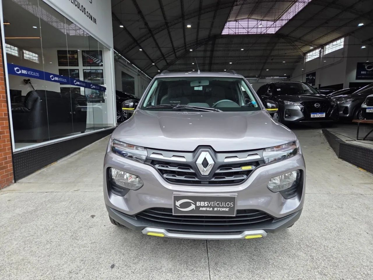 Renault Kwid OUTSIDER 1.0 Flex 12V 5p Mec., foto 2 de 8