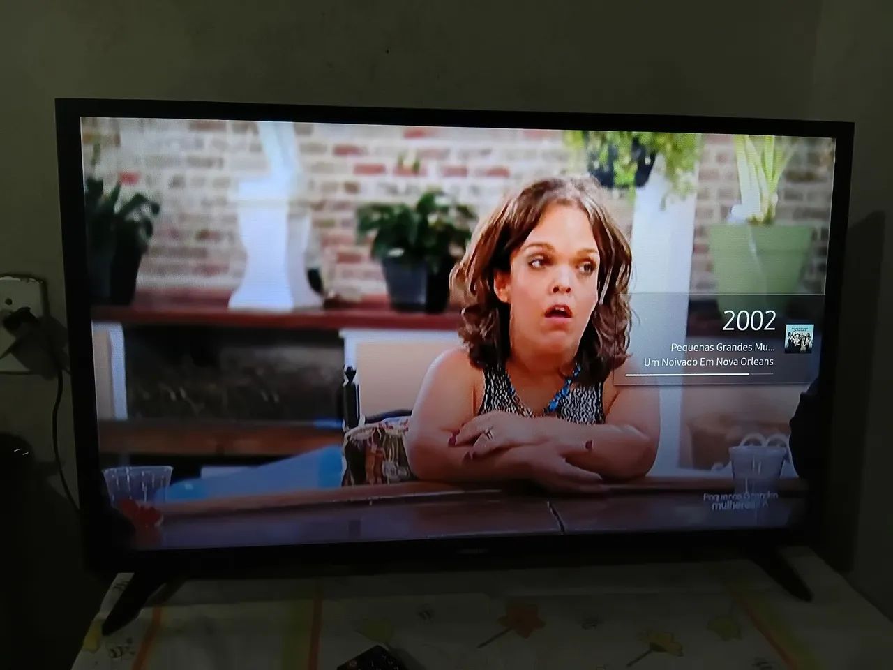 Vendo tv sansung  32 polegadas smart  - Foto 2