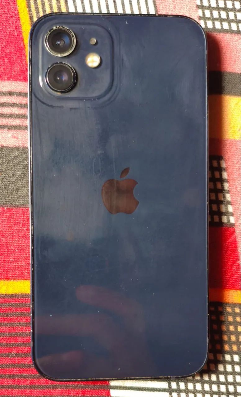 Vendo IPhone 12 256g em perfeito estado  - Foto 2
