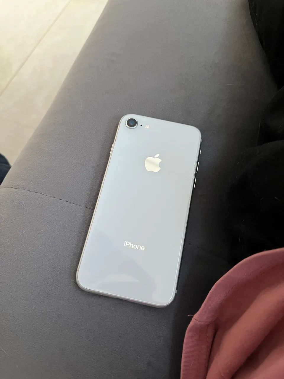 iPhone 8 branco  - Foto 2