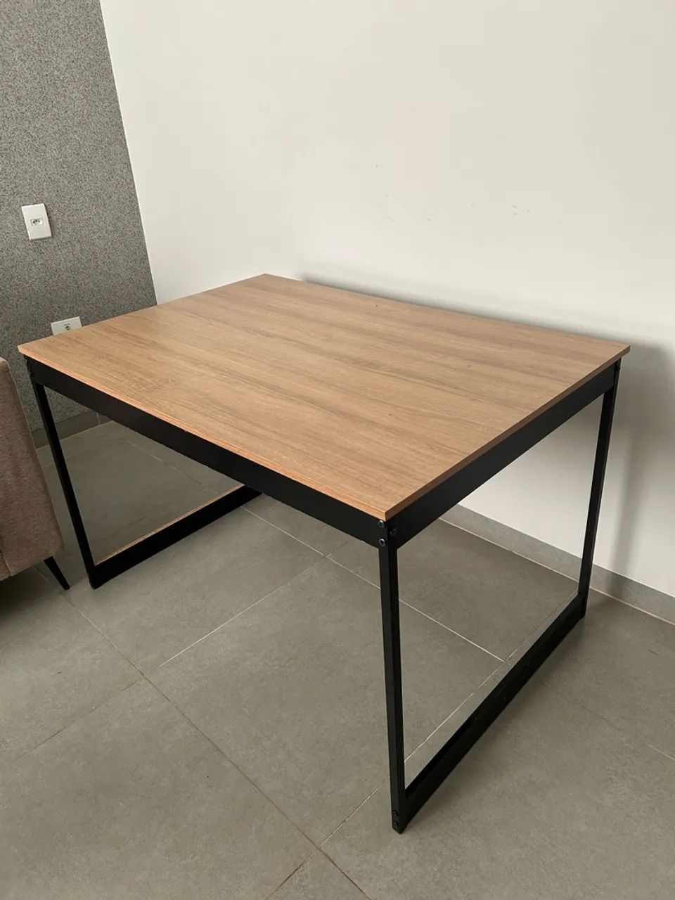 Mesa 140x90x75cm