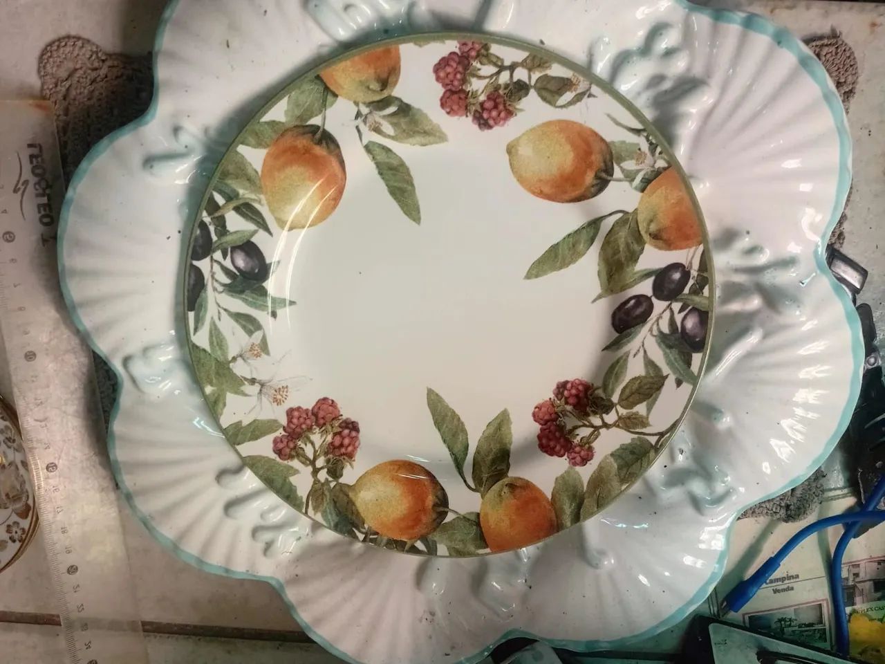 R$55 Par de Pratos Decorativos.