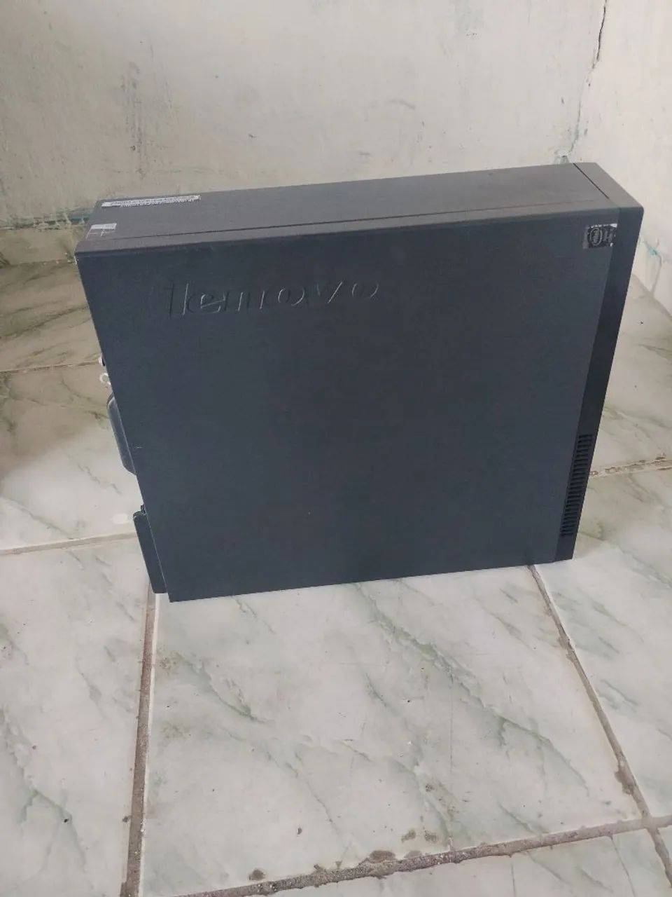 Gabinete Lenovo slim  - Foto 4