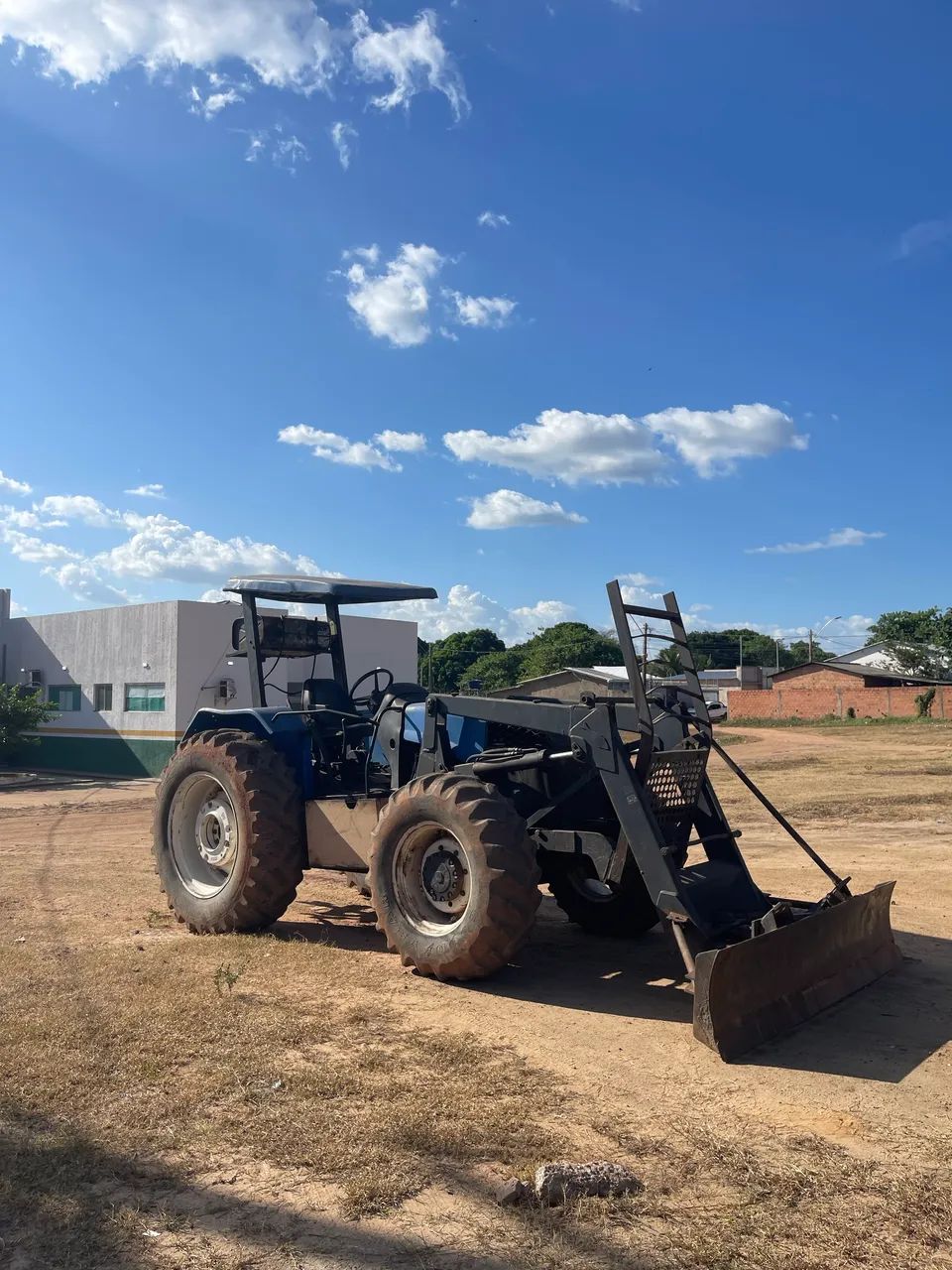 VENDO TRATOR TRAÇADO  - Foto 3
