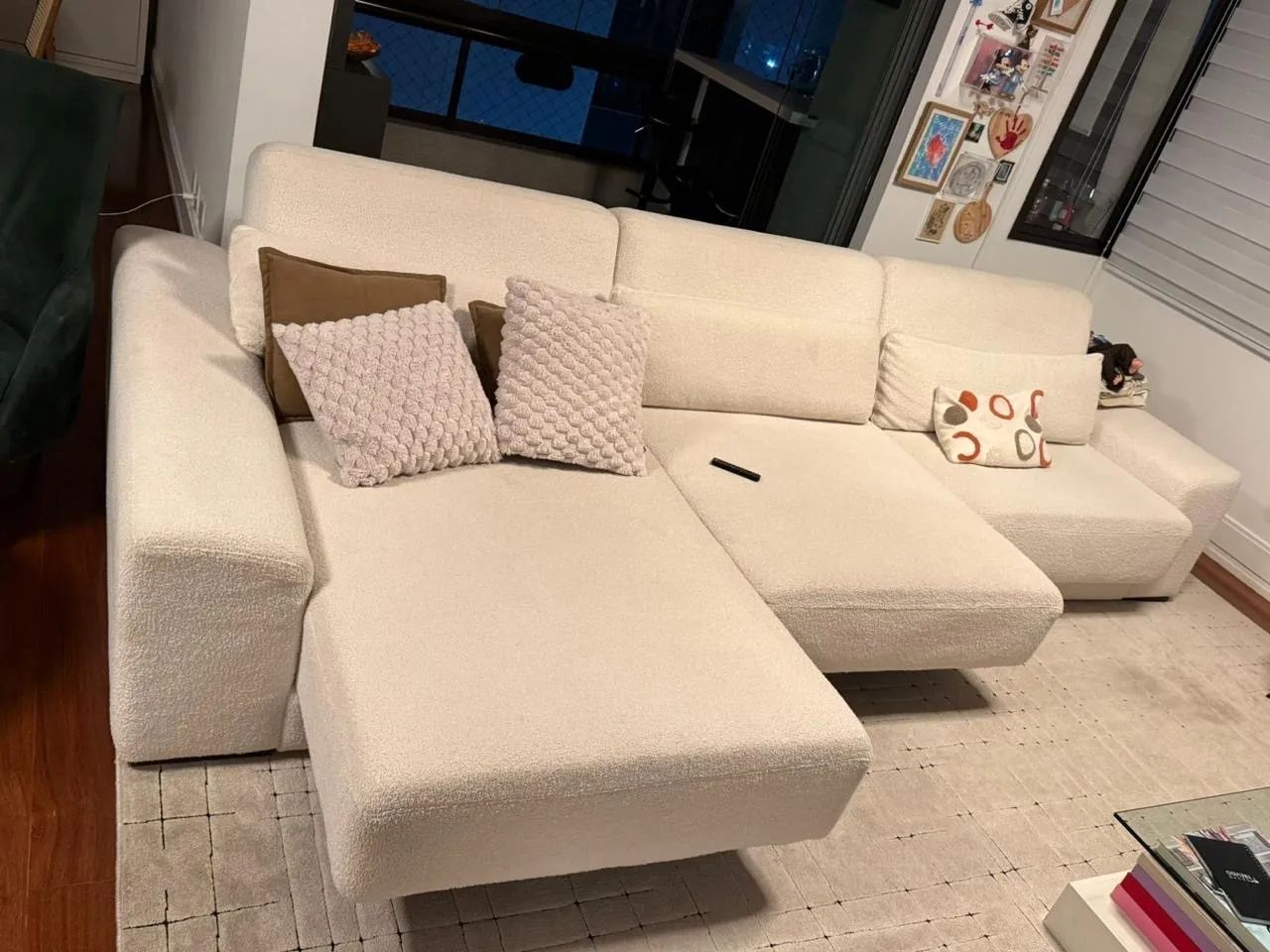 Maravilhoso Sofá 3 lugares - Foto 3