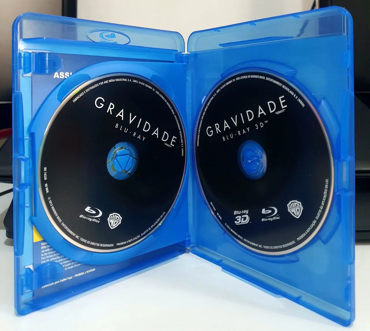 Gravidade Blu-ray + Blu-ray 3D - Foto 3