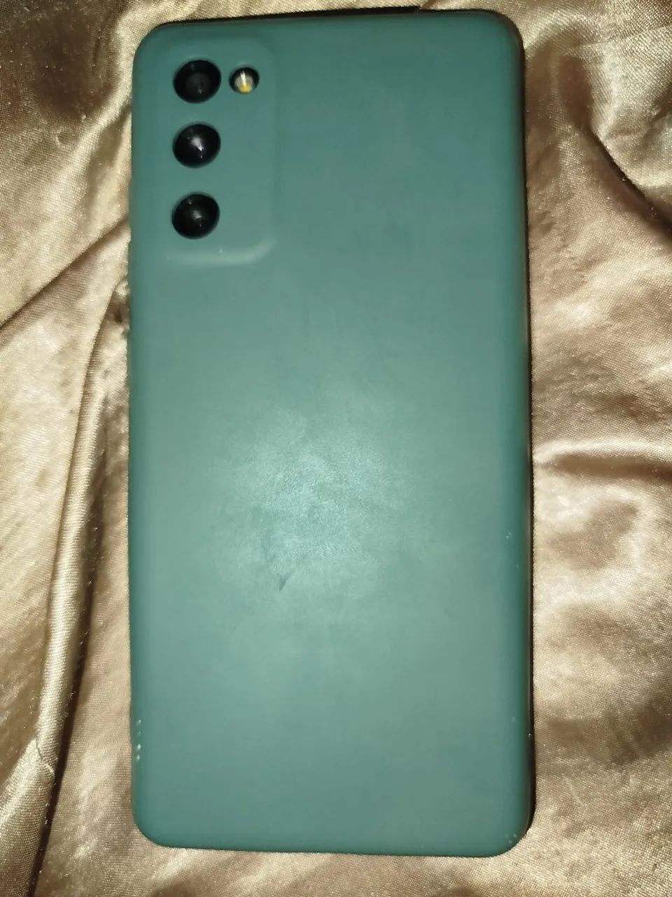 VENDO OU TROCO CELULAR S20 FE