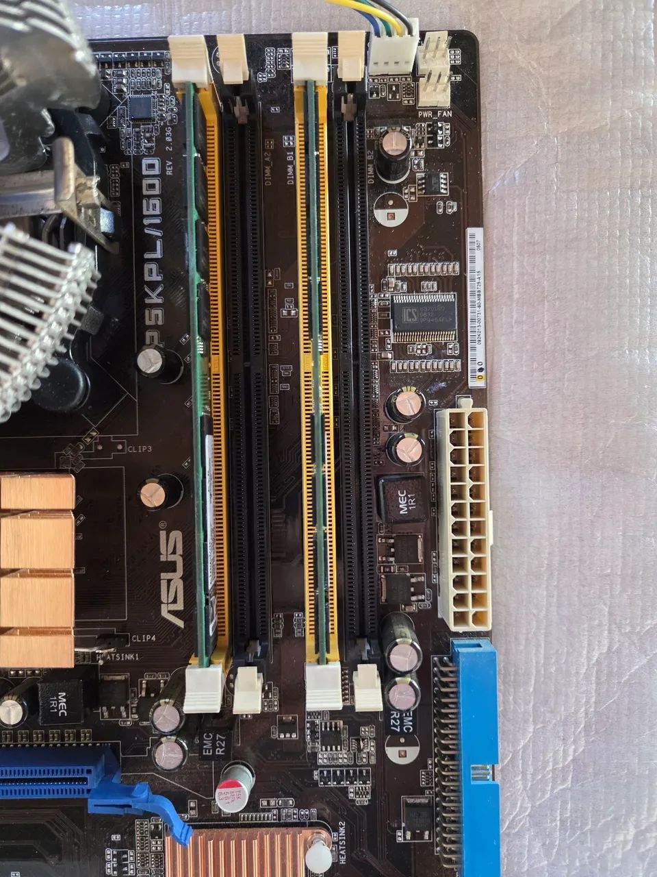 Placa mãe asus processador core 2 quad 4 gb memória DDR 2 - Foto 2