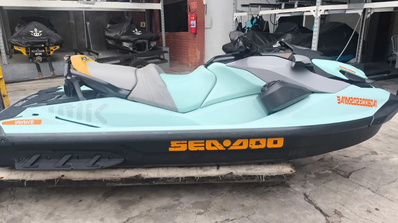 Vendo cota jet ski ou troco. O jet está na Marina VILA MARE  - Foto 4