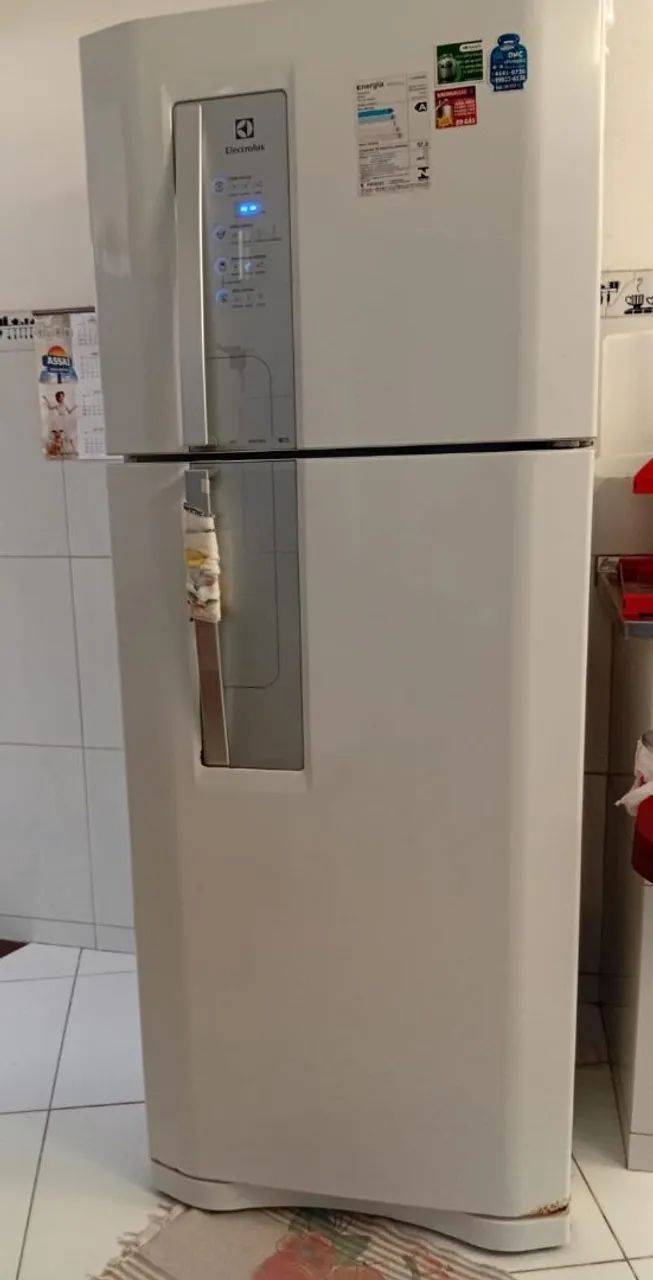 Geladeira Eletrolux 427L - Geladeiras e Freezers - Itapuã
