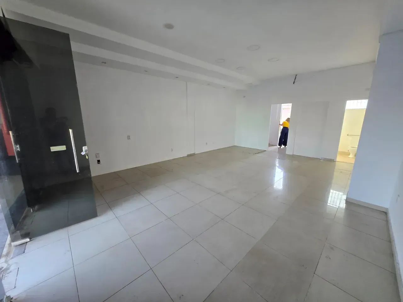 COMERCIAL COSTA   ESMERALDA - CALHAU  LOCAÇÃO - LOJA - CENTRO - Foto 4