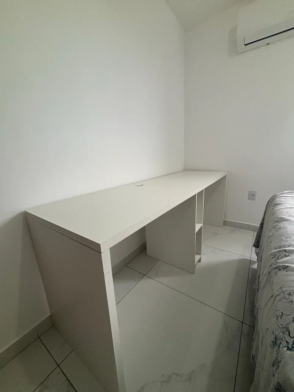 Mesa de escritório com 2 metros  - Foto 3