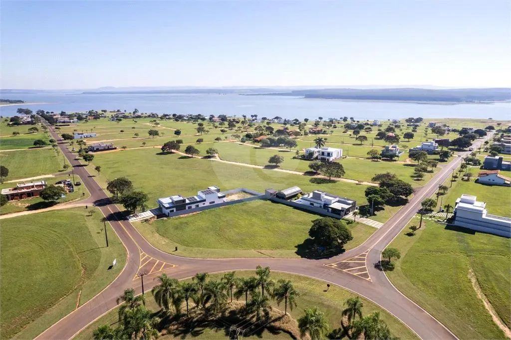 Terreno à venda em Terras De Santa Cristina Xiii Setor Iate - SP