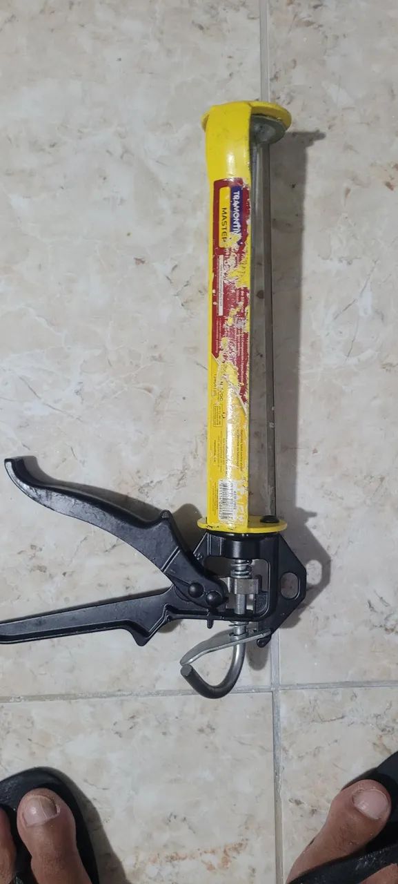 Tramontina Silicone Caulking Gun