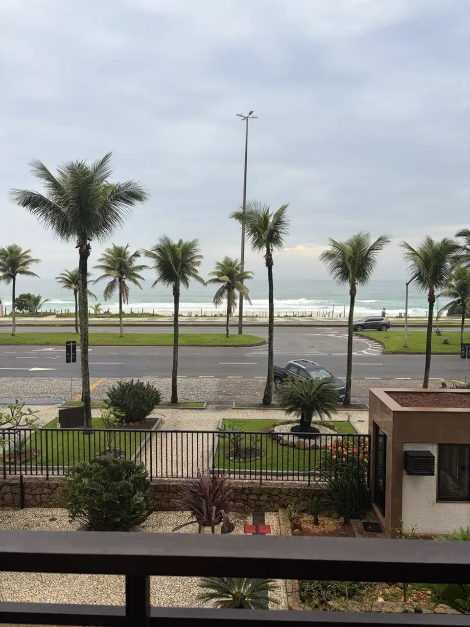 Barra da Tijuca Posto 7 frontal Mar