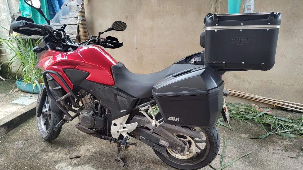 CB 500X recuperado de leilão 