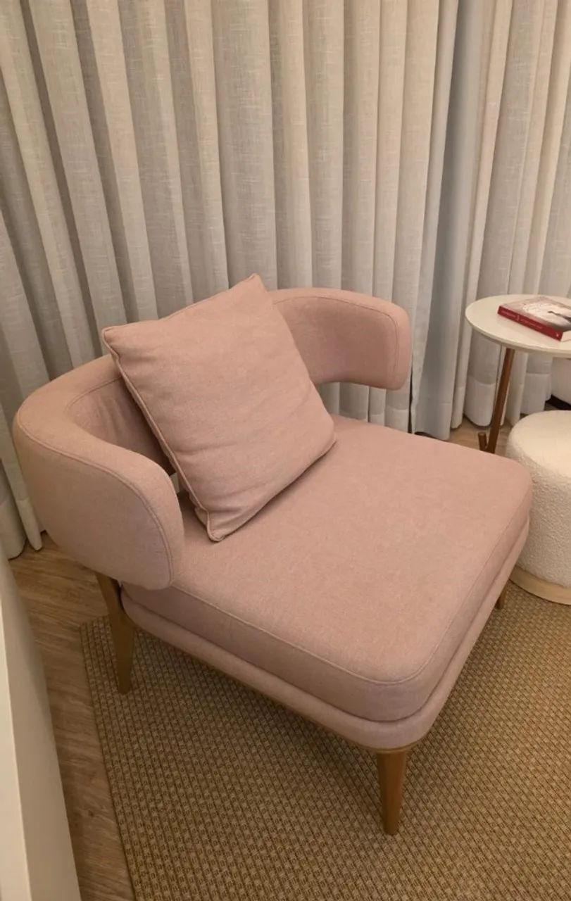 Poltrona de Madeira Maciça com Encosto - Foto 3