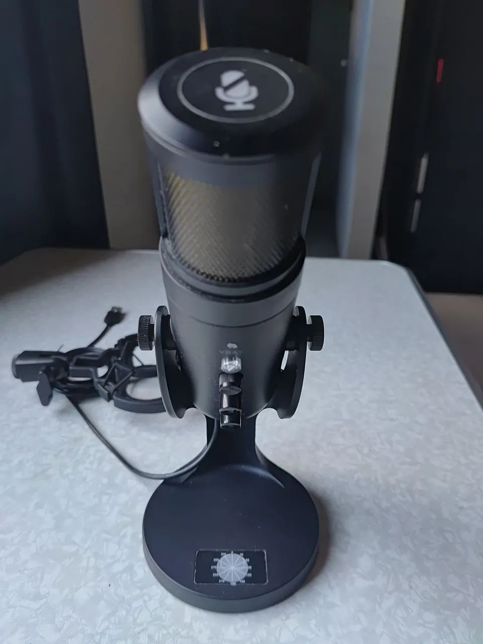 Microfone de mesa gamer home Office com retorno e efeito de eco - Foto 5