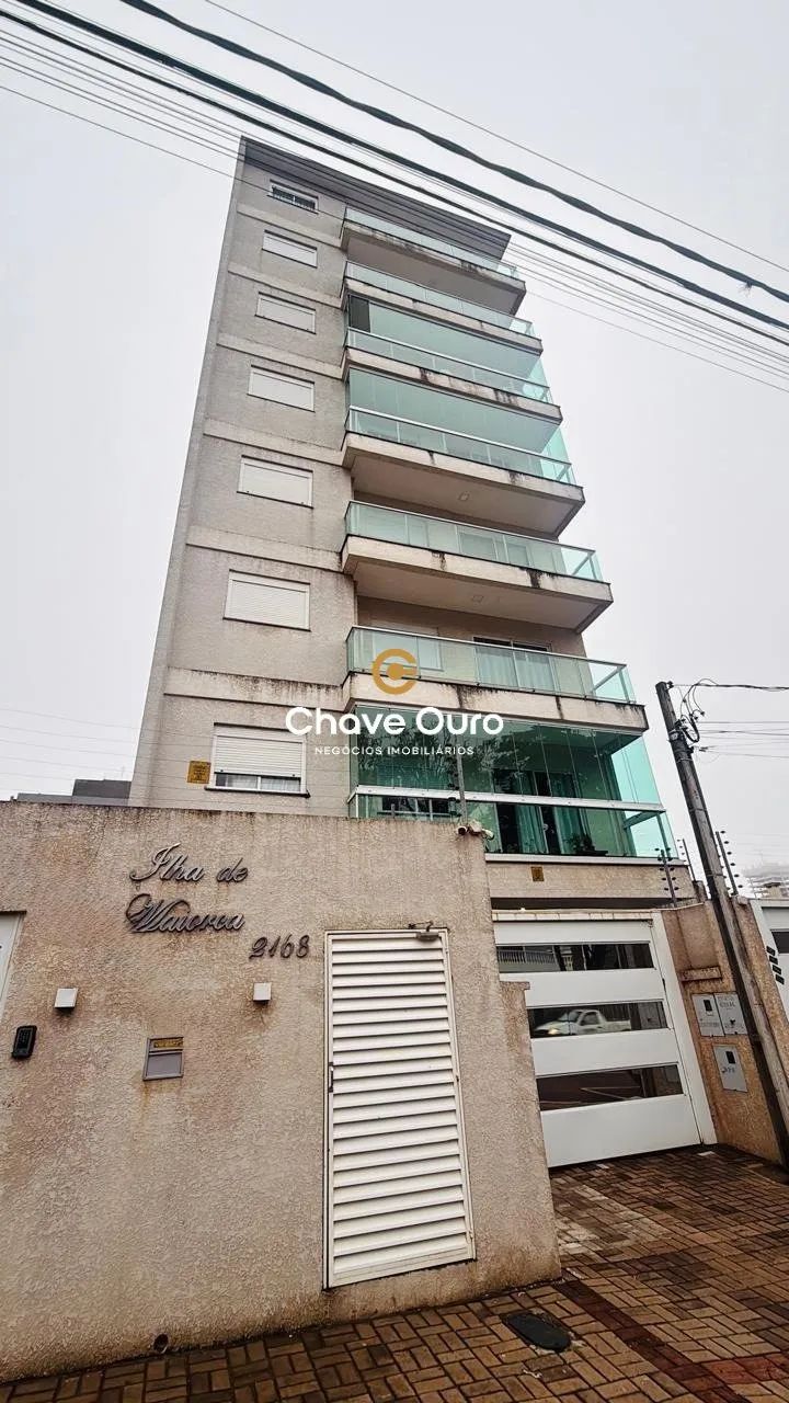 Apartamento com 03 quartos no Centro