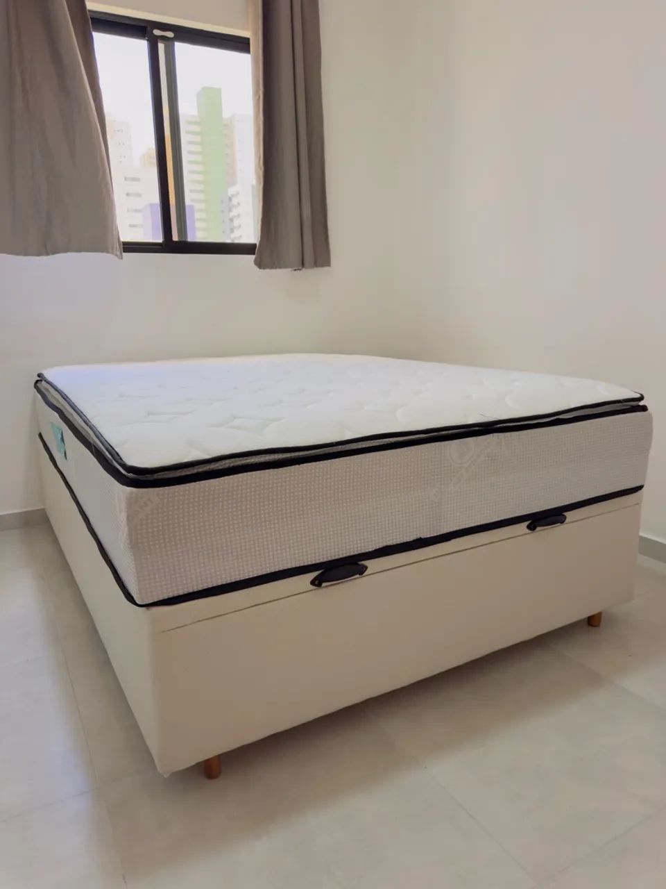 CAMA BOX CASAL COM BAÚ NOVINHA - Foto 3