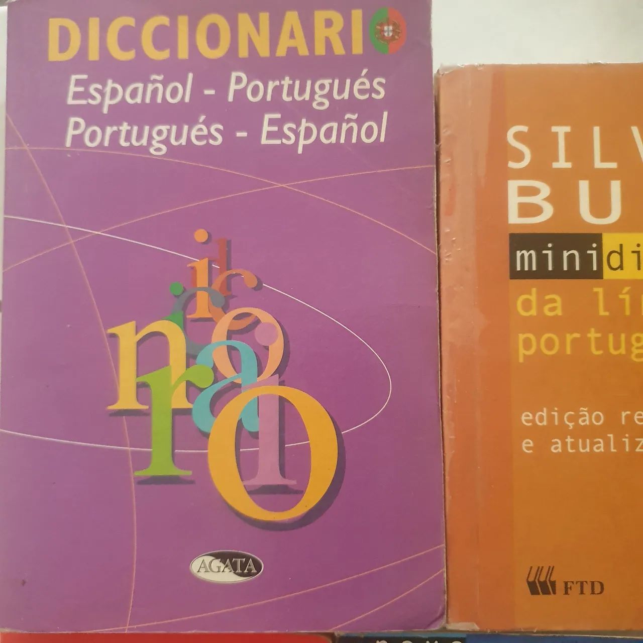 Dicionários diversos. - Foto 2