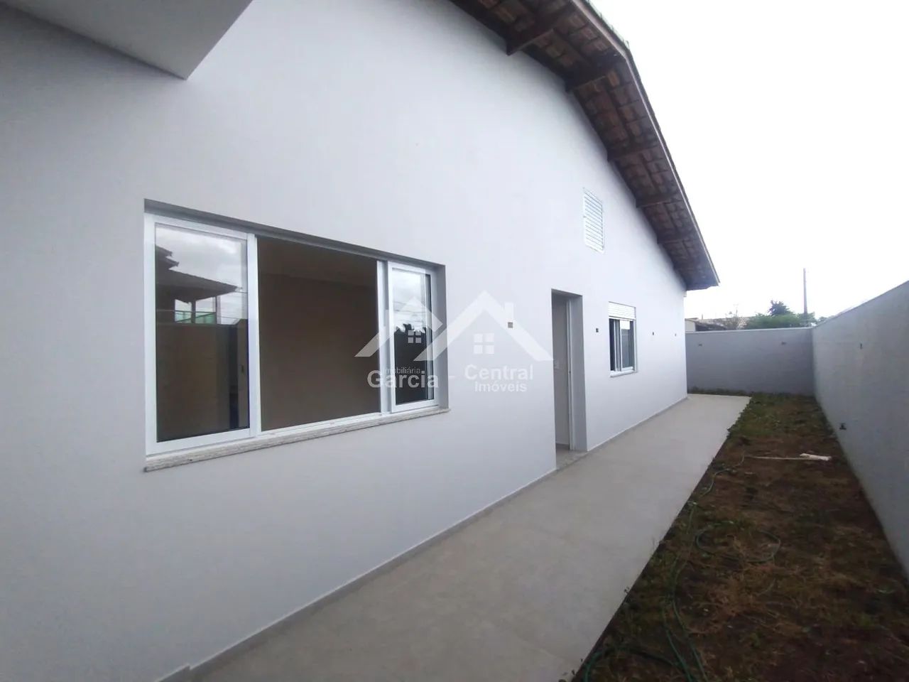 Casa com piscina em Peruíbe REF: 8877 - Foto 3