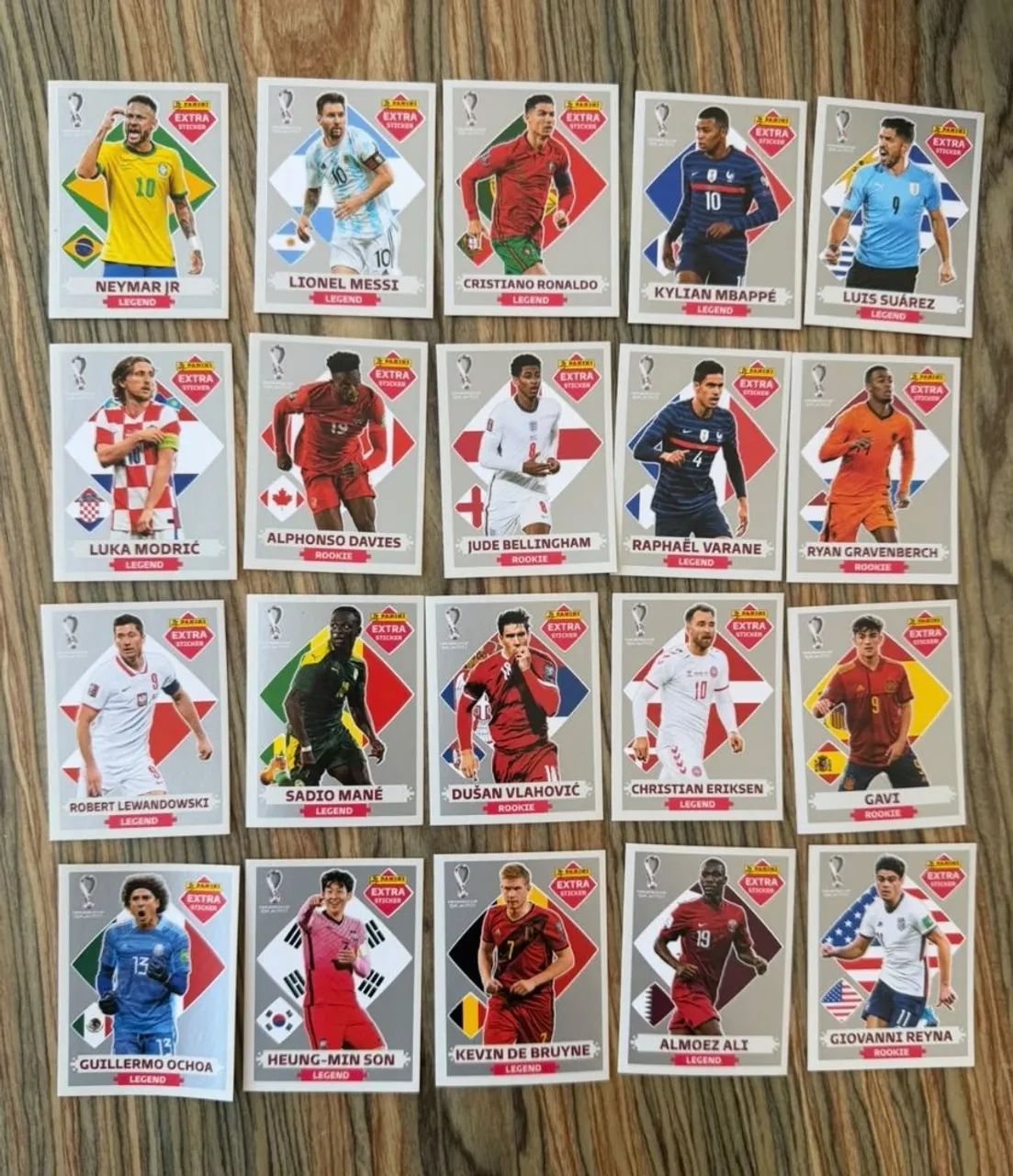 FIGURINHAS LEGENDS 2022 - Foto 2