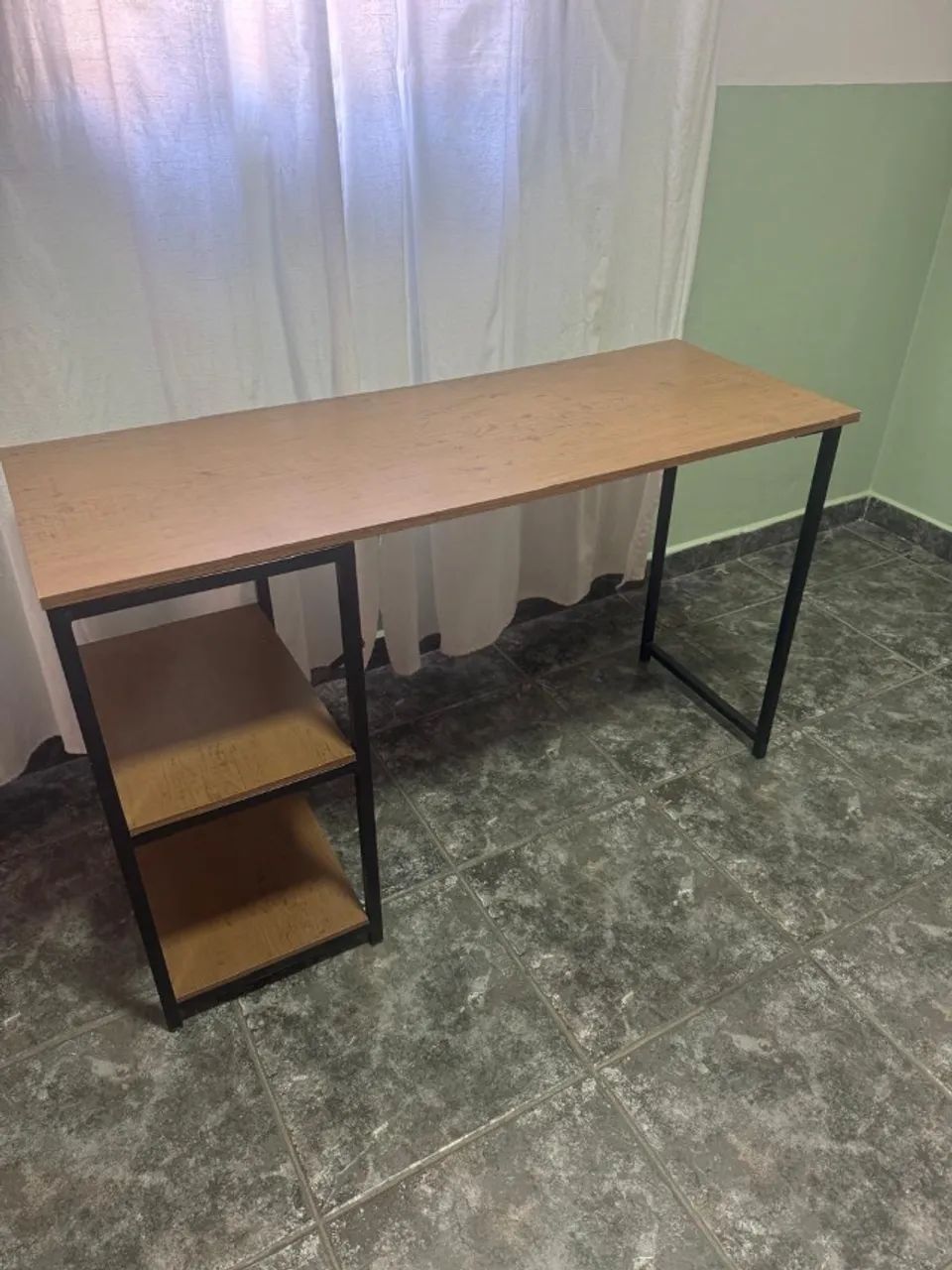 Escrivaninha Estilo Industrial com Prateleiras Laterais - Foto 3